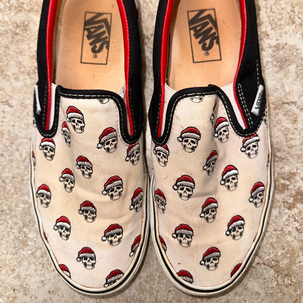 Vans Santa Skulls